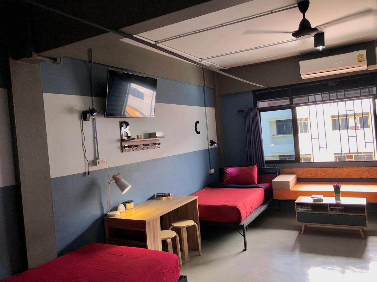 Ostello Amity Poshtel Krabi town Esterno foto