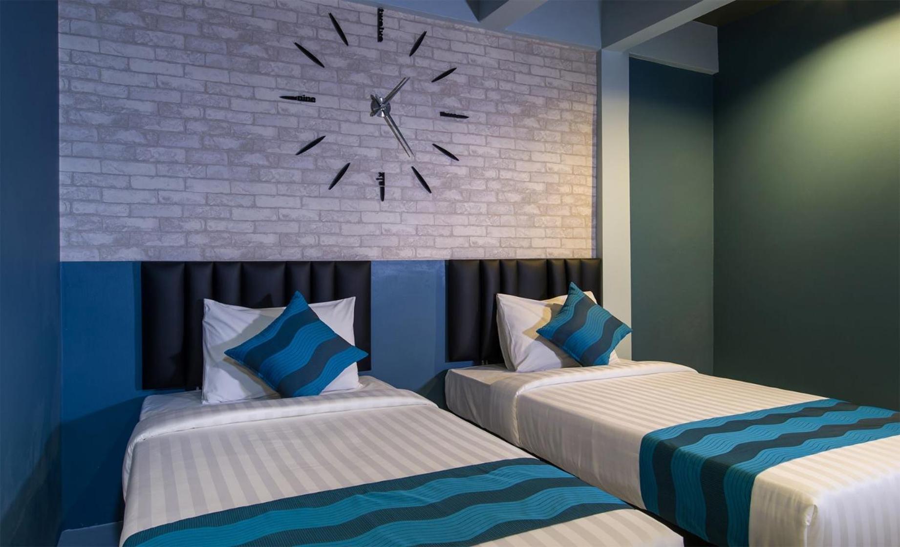 Ostello Amity Poshtel Krabi town Esterno foto