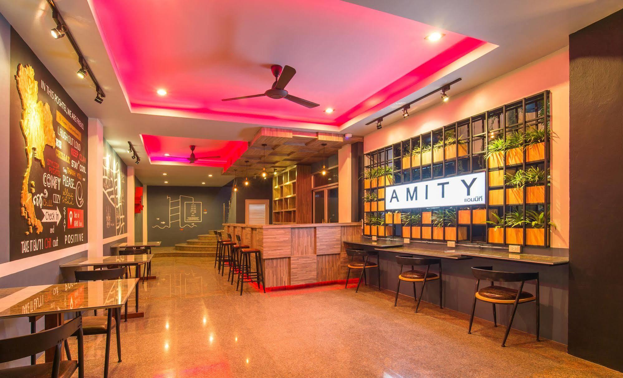 Ostello Amity Poshtel Krabi town Esterno foto