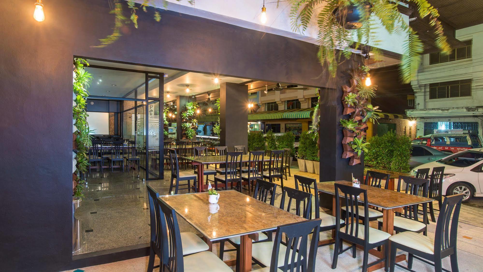 Ostello Amity Poshtel Krabi town Esterno foto