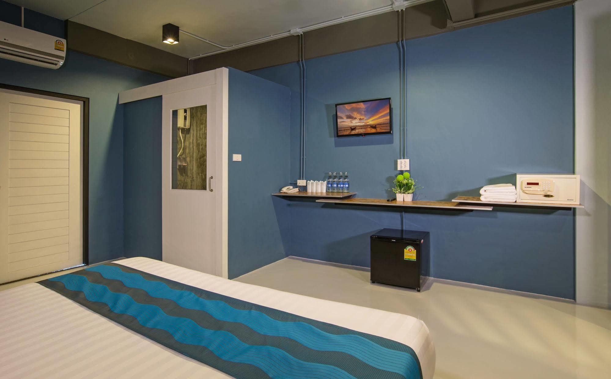 Ostello Amity Poshtel Krabi town Esterno foto
