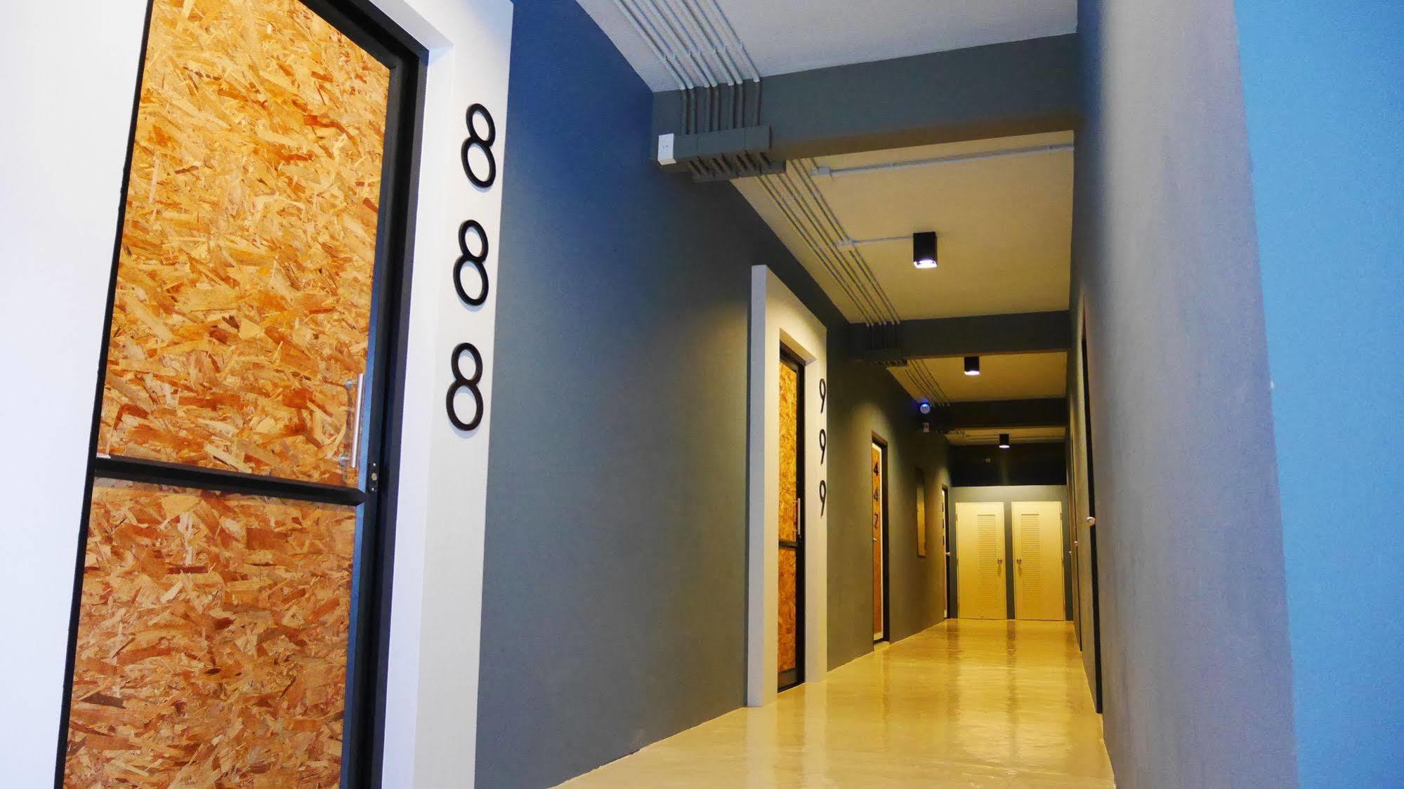 Ostello Amity Poshtel Krabi town Esterno foto